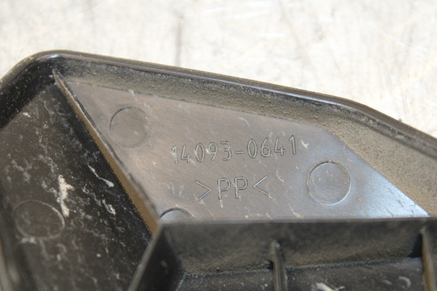 18-22 KAWASAKI NINJA 400 EX400 ABS RIGHT FRAME SIDE COVER COWL PANEL TRIM BB416