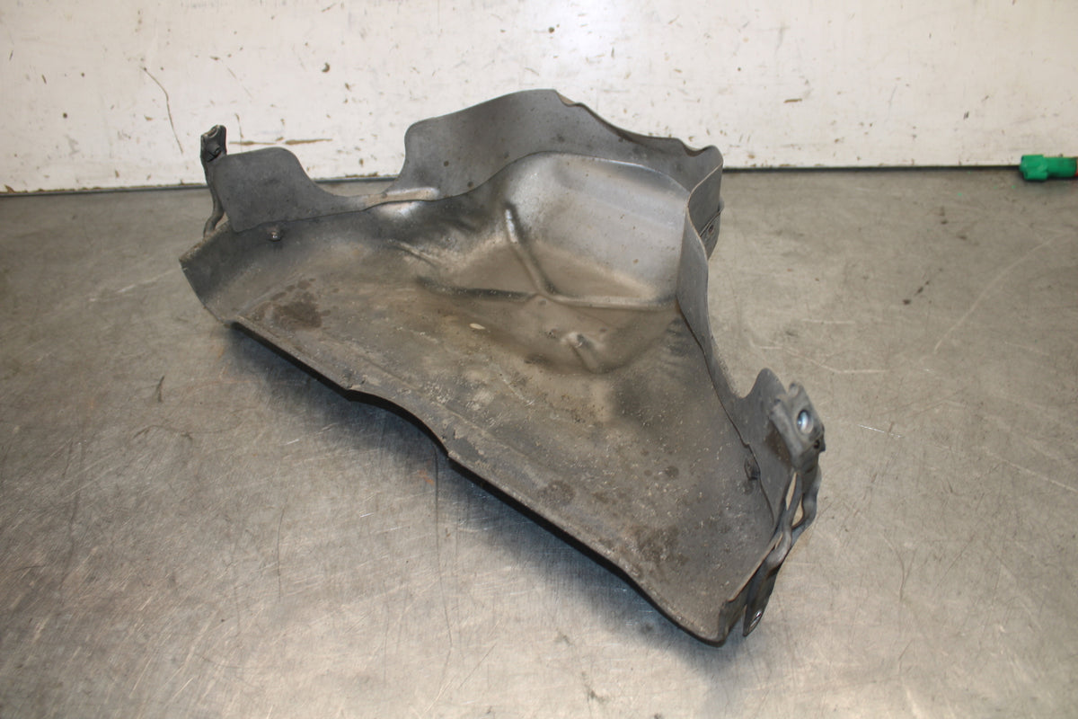93-00 HONDA GOLDWING 1500 GL1500SE EXHAUST COLLECTOR CHAMBER GUARD BB700