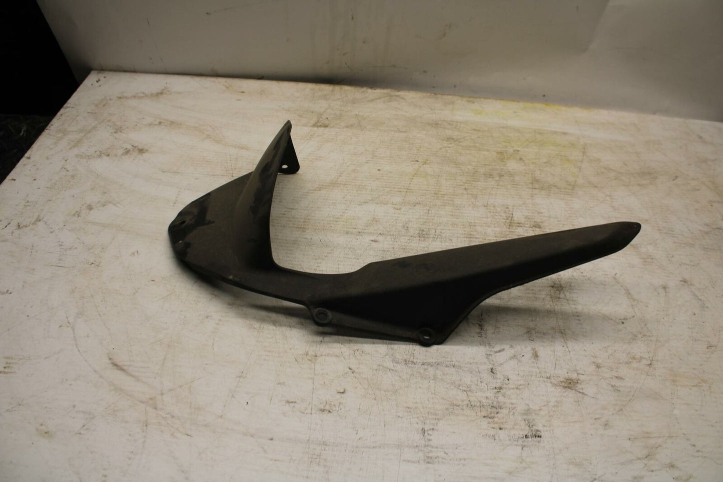 11-12 KAWASAKI NINJA 400 EX400 C REAR BACK WHEEL TIRE HUGGER FENDER BB358