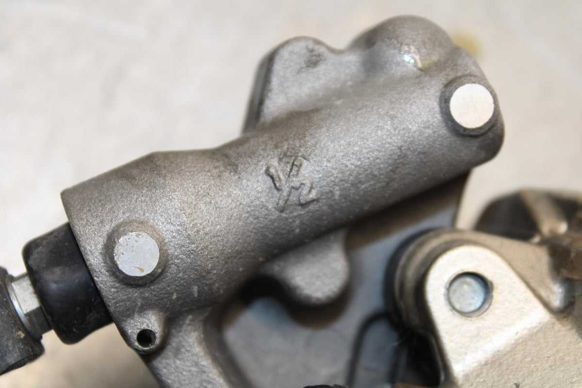 2008 Honda Interceptor 800 VFR800A ABS RIGHT LEFT FRONT BRAKE CALIPER PAIR BB566