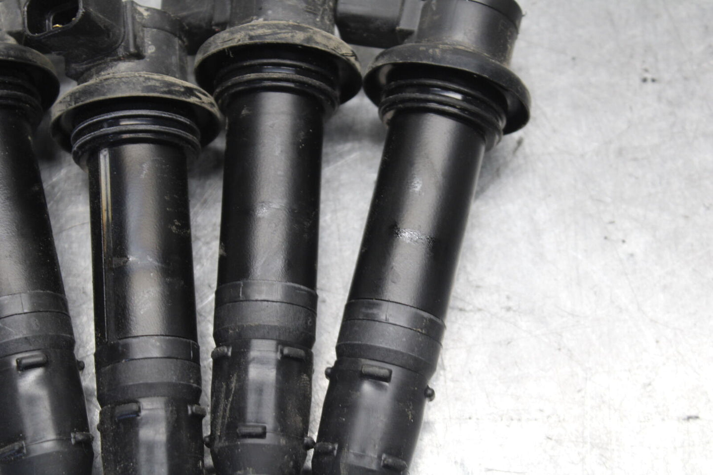08-09 YAMAHA YZF R6S IGNITION COILS COIL SPARK PLUG CAPS  BB690