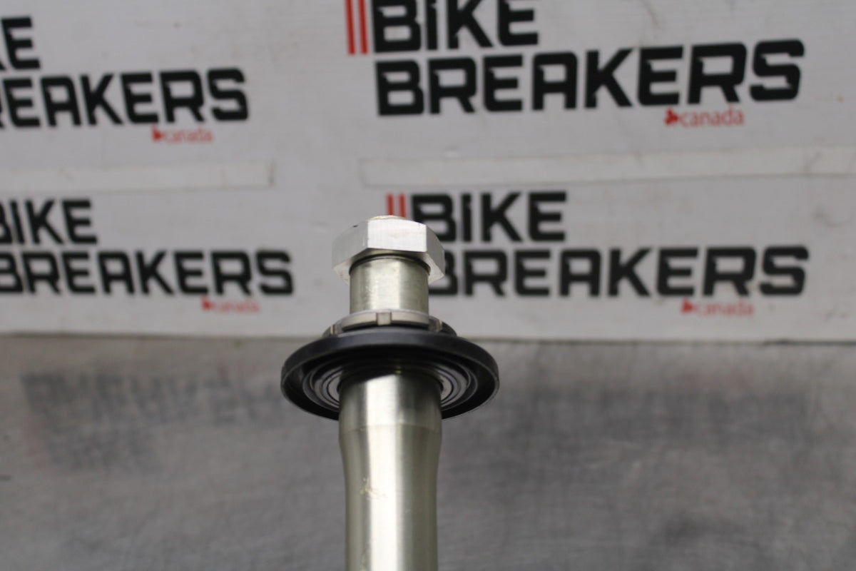 07-08 KAWASAKI NINJA ZX6R FRONT FORKS CLAMP LOWER TRIPLE TREE STEM BB937