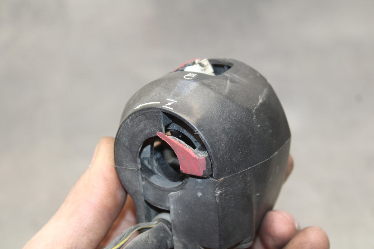 00 SUZUKI GSXR750 LEFT CLIP ON HANDLE HORN SIGNALS SWITCH SWITCHES BB820