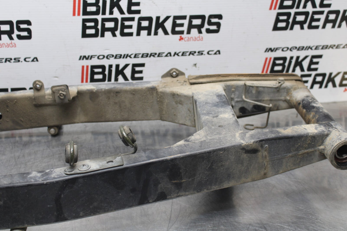 06 KAWASAKI Z750 REAR SWINGARM BACK SUSPENSION SWING ARM BB837