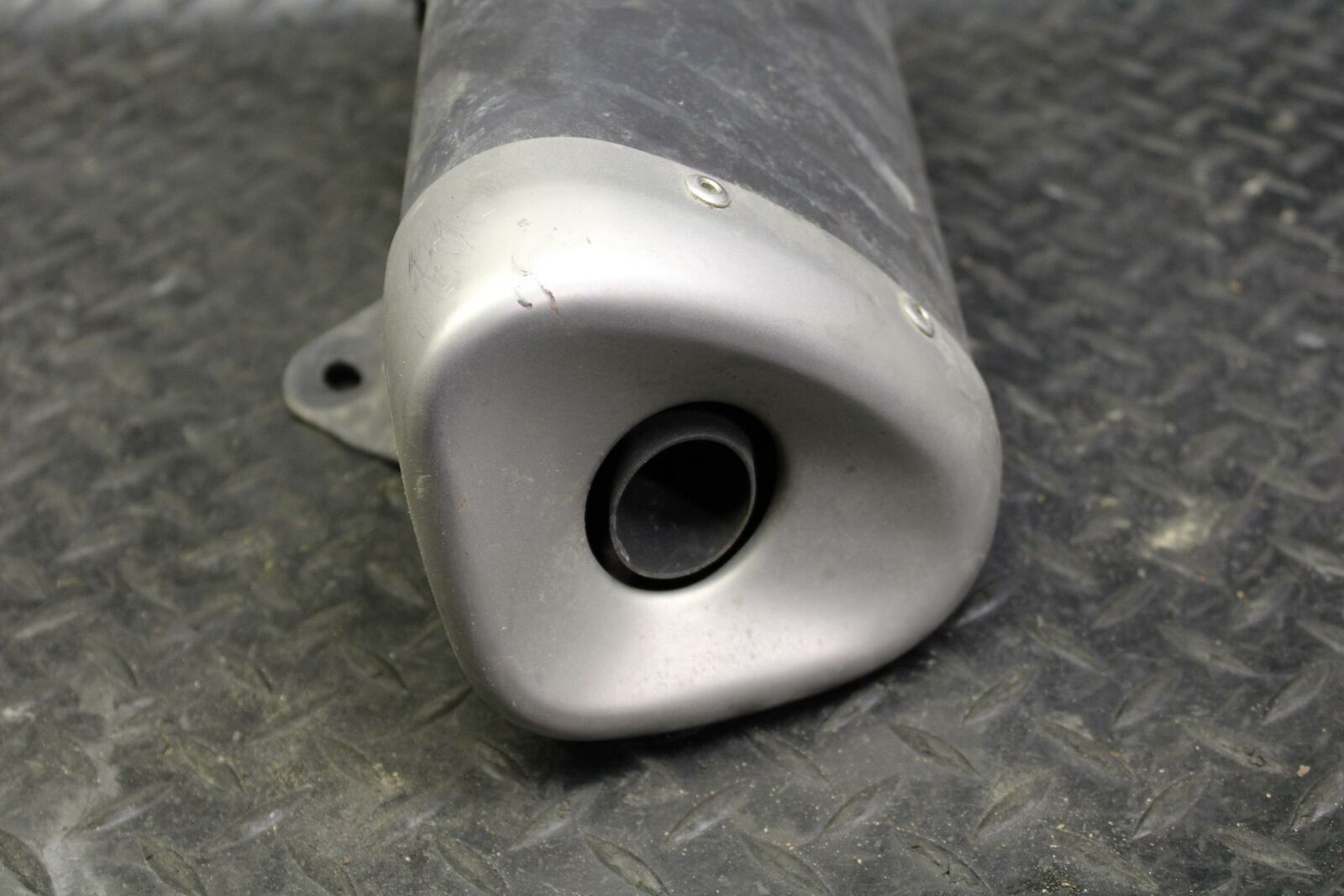 19 YAMAHA YZF R3 EXHAUST PIPE MUFFLER SLIP ON CAN SILENCER BB177