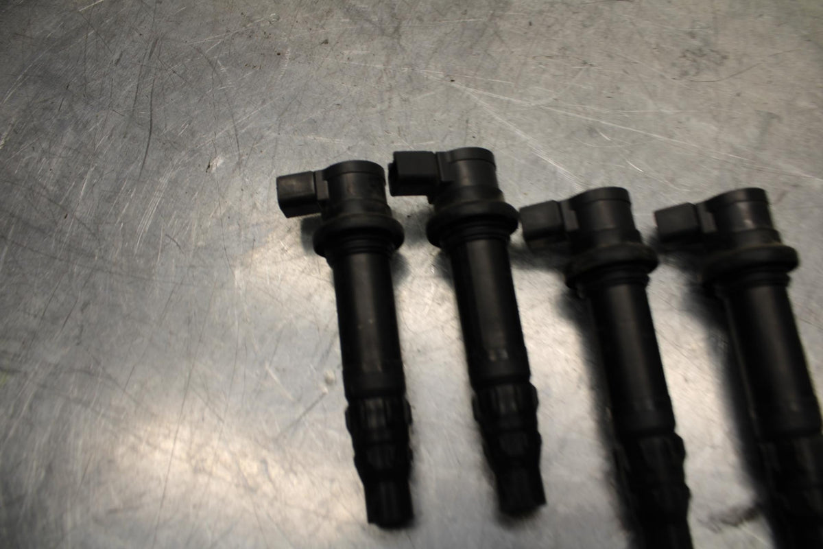 23-24 KAWASAKI ZX4R ZX 4RR ZX 4 RR ZX4 RR IGNITION COILS COIL SPARK PLUG  BB610