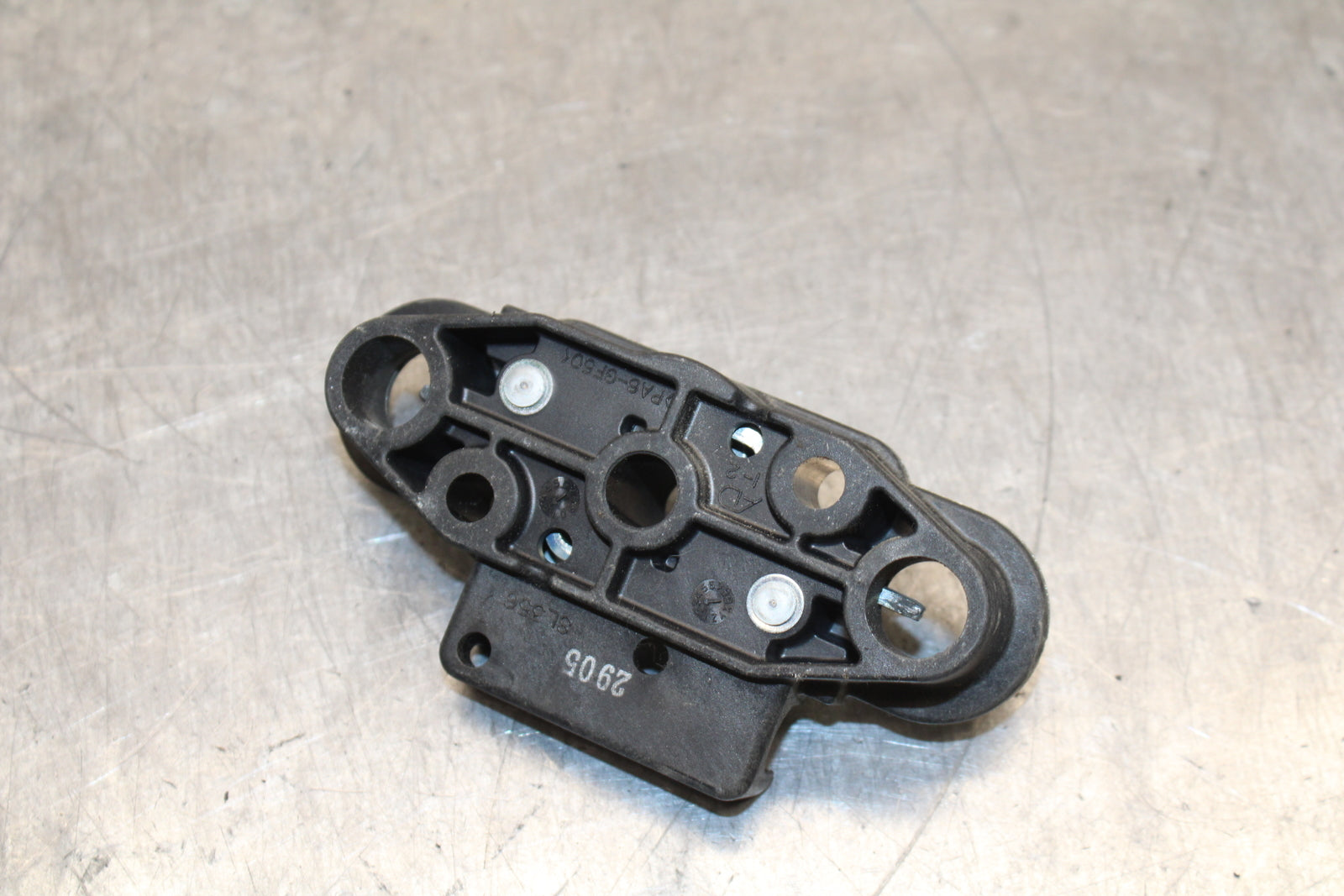 12-13 KAWASAKI Z1000 REAR PASSENGER SEAT LATCH LOCK ASSEMBLY BB743