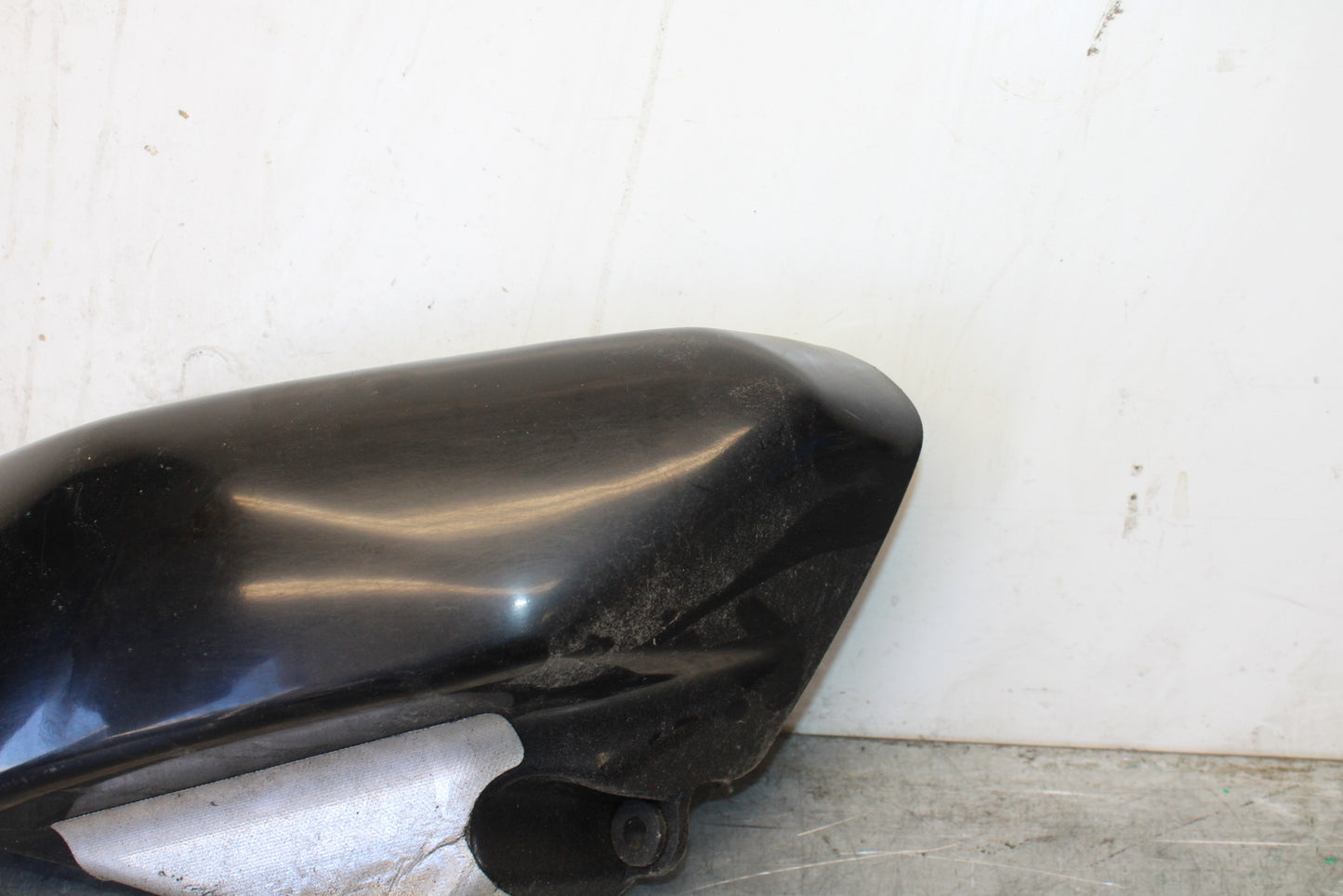 04 SUZUKI INTRUDER 800 SIDE COVER PANEL COWL FAIRING BB758