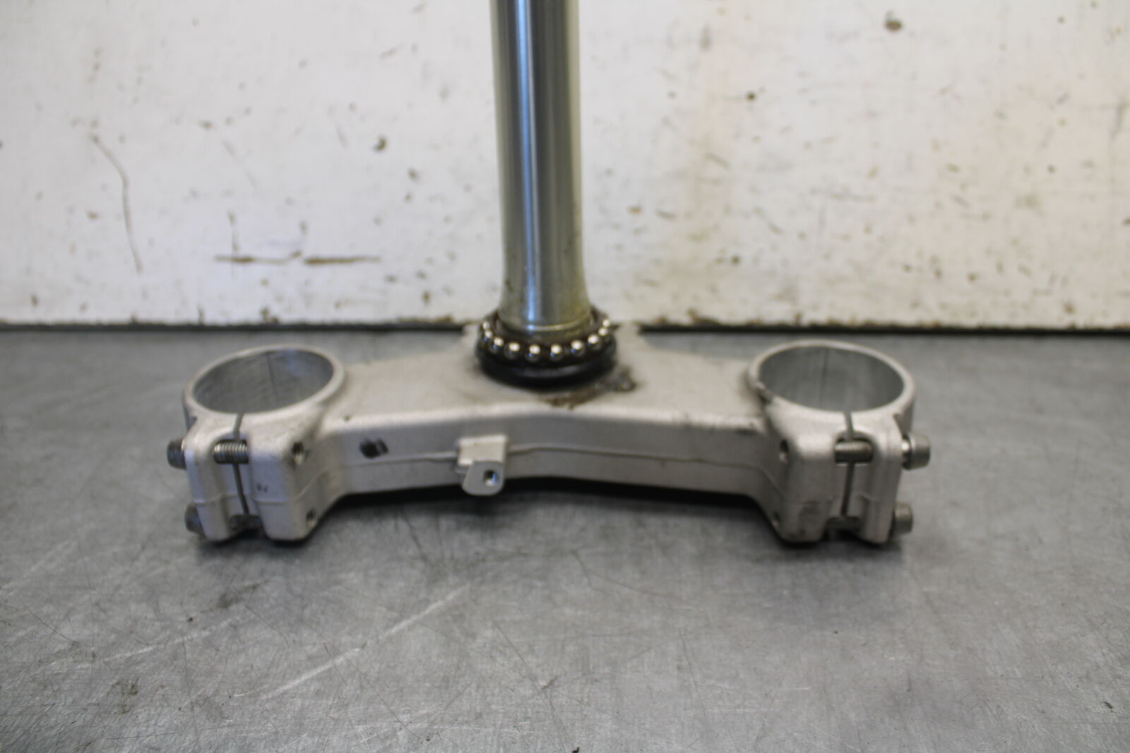 09-12 KAWASAKI NINJA ZX6R FRONT FORKS CLAMP LOWER TRIPLE TREE STEM BB698