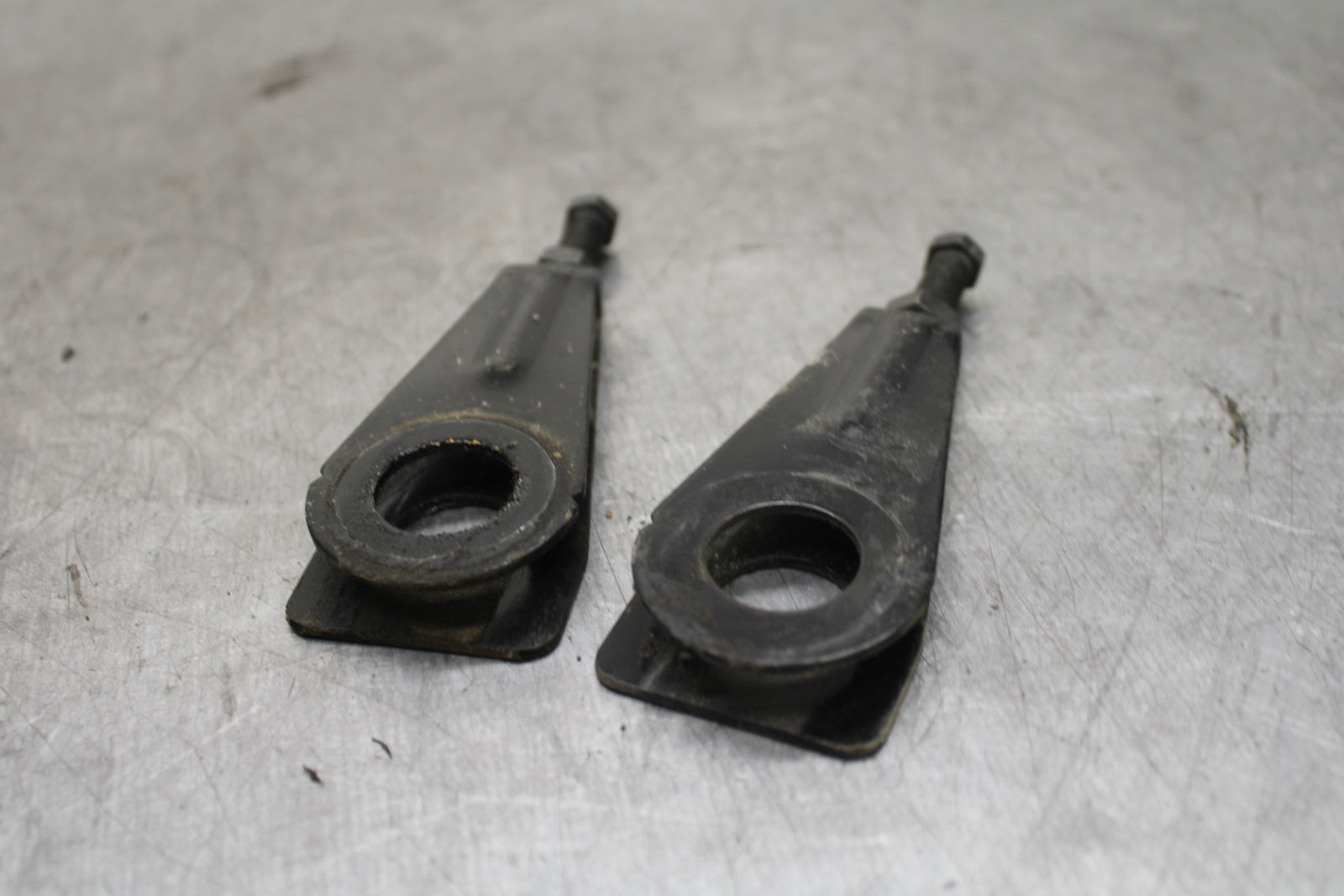 17-24 YAMAHA BOLT XVS950 SWINGARM CHAIN TENSIONER ADJUSTMENT BRACKETS  BB729