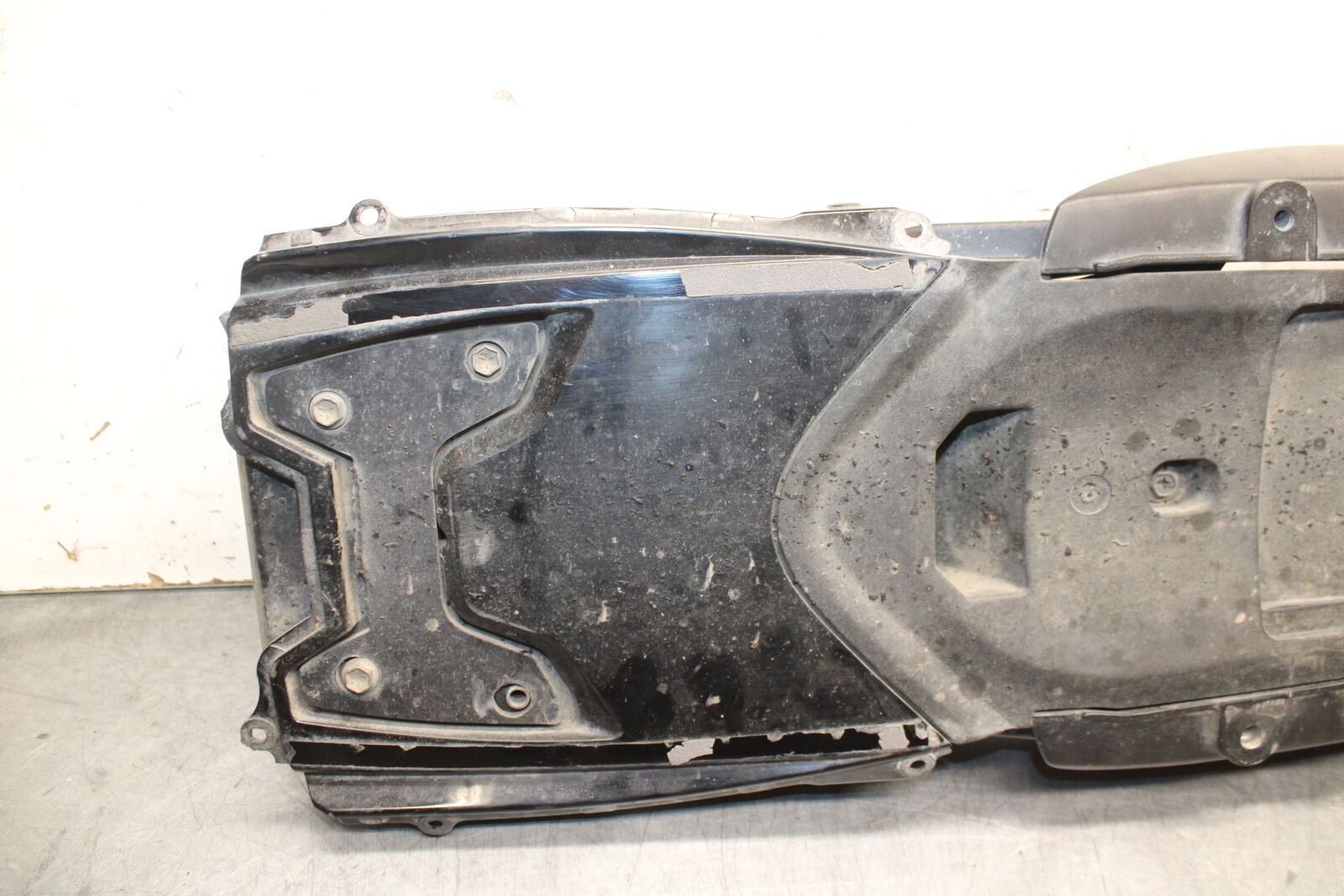 08-09 SUZUKI GSXR600 REAR SUBFRAME BACK SUB FRAME BB728