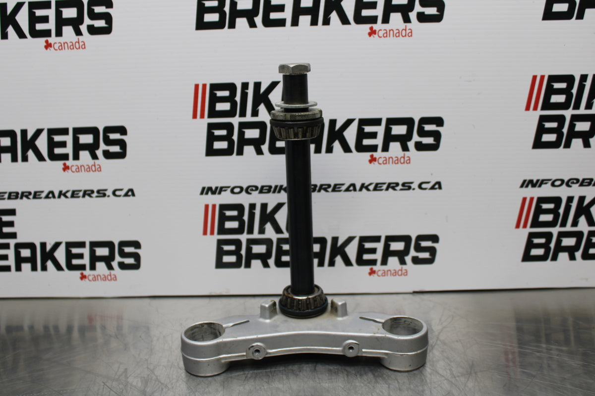 08 MOTO GUZZI BREVA 750 FRONT FORKS CLAMP LOWER TRIPLE TREE STEM BB154