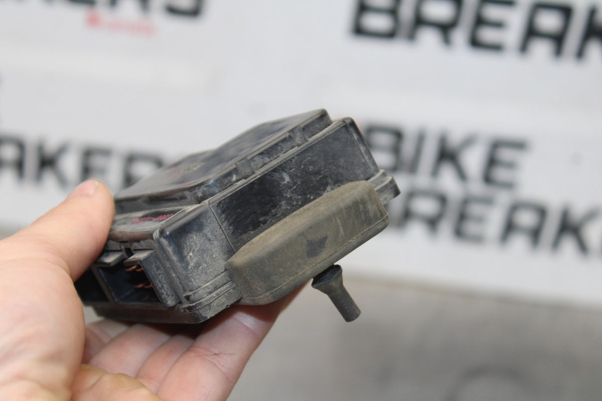 08 KAWASAKI VULCAN 1600 VN1600D NOMAD FUSE BOX JUNCTION BOX BB904
