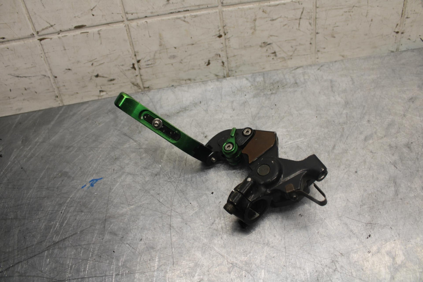 2005 Kawasaki Ninja ZX6R ZX636C AFTERMARKET CLUTCH PERCH MOUNT WITH LEVER  BB03