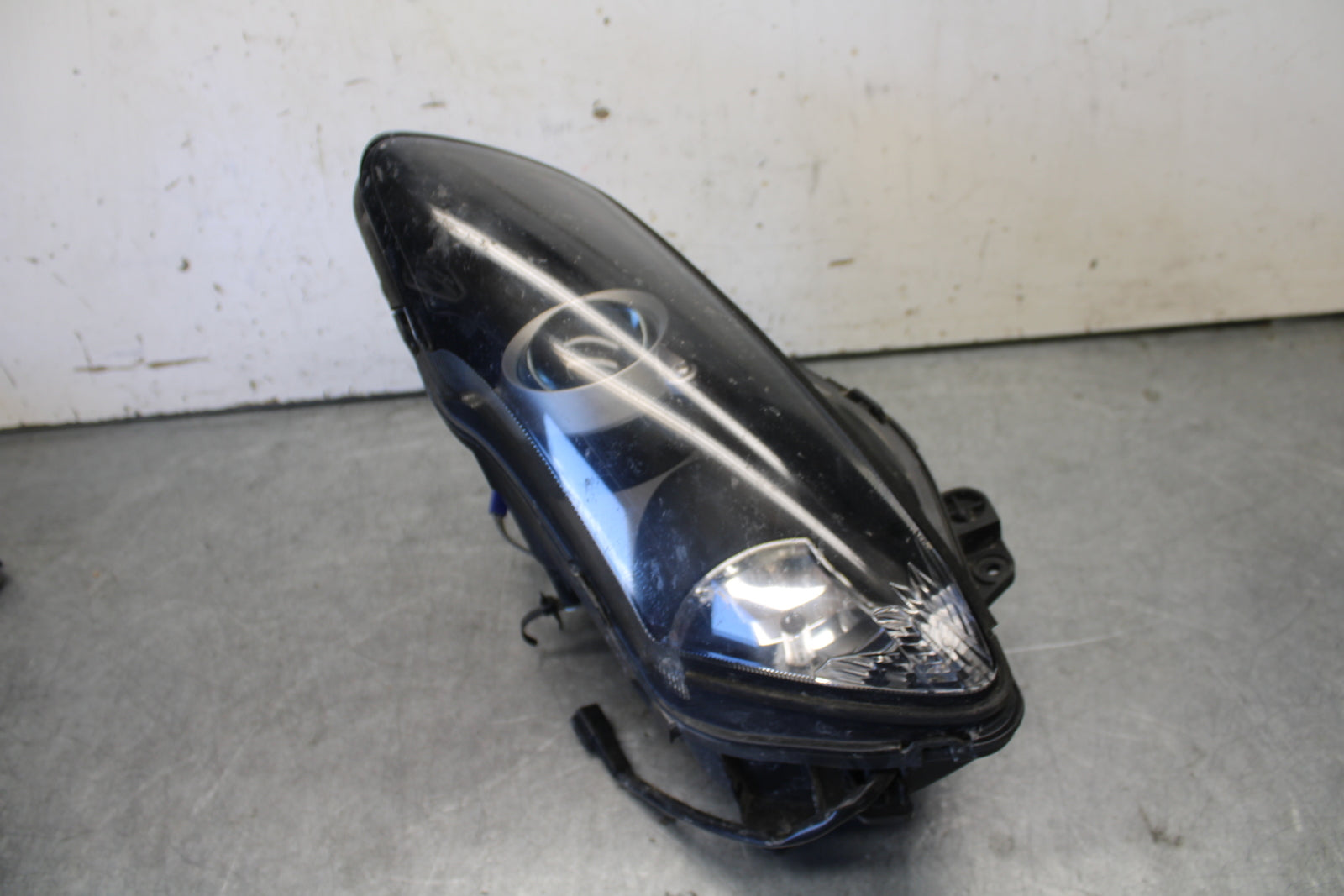 07-08 YAMAHA YZF R1 FRONT LEFT HEADLIGHT HEAD LIGHT LAMP 4C8-84303-41-00 BB675