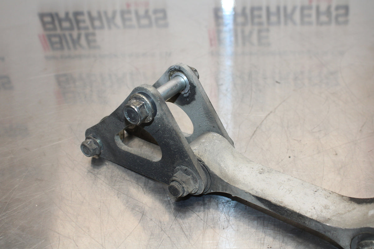 11 SUZUKI GSXR1000 REAR DOGBONE SHOCK LINKAGE LINK BB142