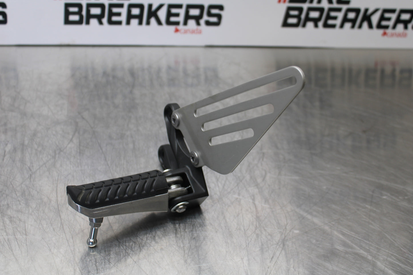 23-24 KAWASAKI NINJA ZX14R NEW!!! LEFT REARSET REAR SET DRIVER FOOT PEG BB153