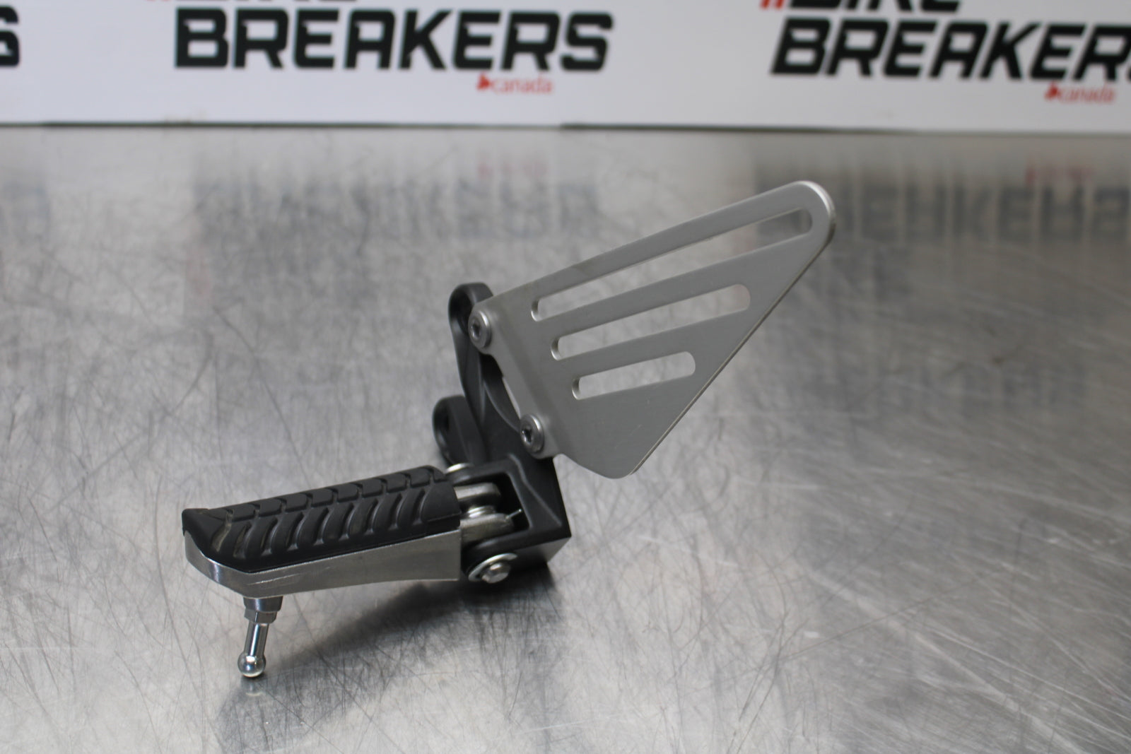 23-24 KAWASAKI NINJA ZX14R NEW!!! LEFT REARSET REAR SET DRIVER FOOT PEG BB153