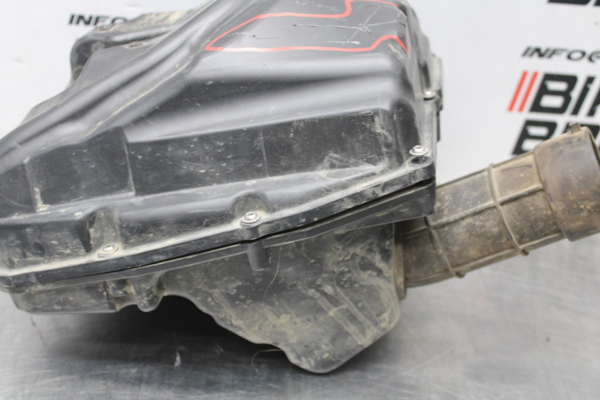 15 TRIUMPH TIGER 800 AIRBOX AIR INTAKE FILTER BOX BB873