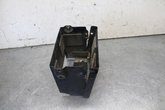 05-09 SUZUKI BOULEVARD C90 BATTERY TRAY BOX HOLDER BB692