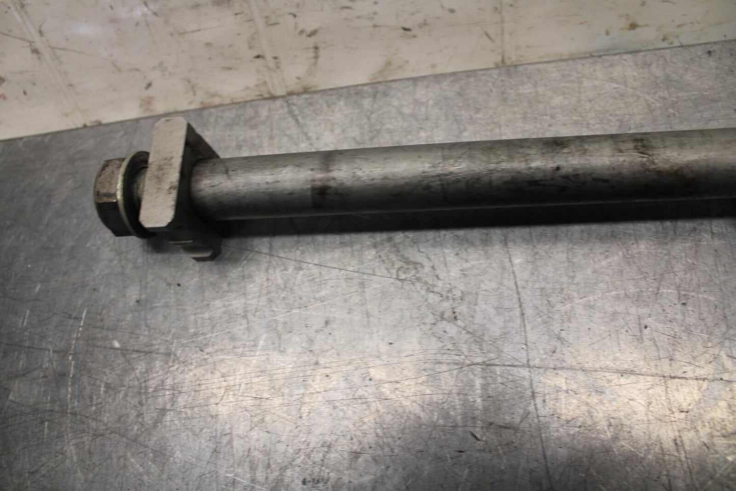 06-07 HONDA CBR1000RR REAR AXLE  WHEEL RIM PIVOT BOLT AXEL 42301-MEL-000  BB75