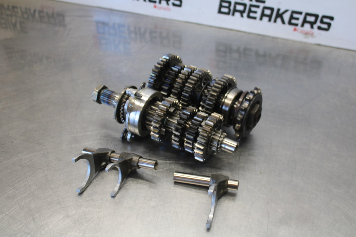 15 TRIUMPH TIGER 800 ENGINE MOTOR TRANSMISSION TRANNY GEARS BB873