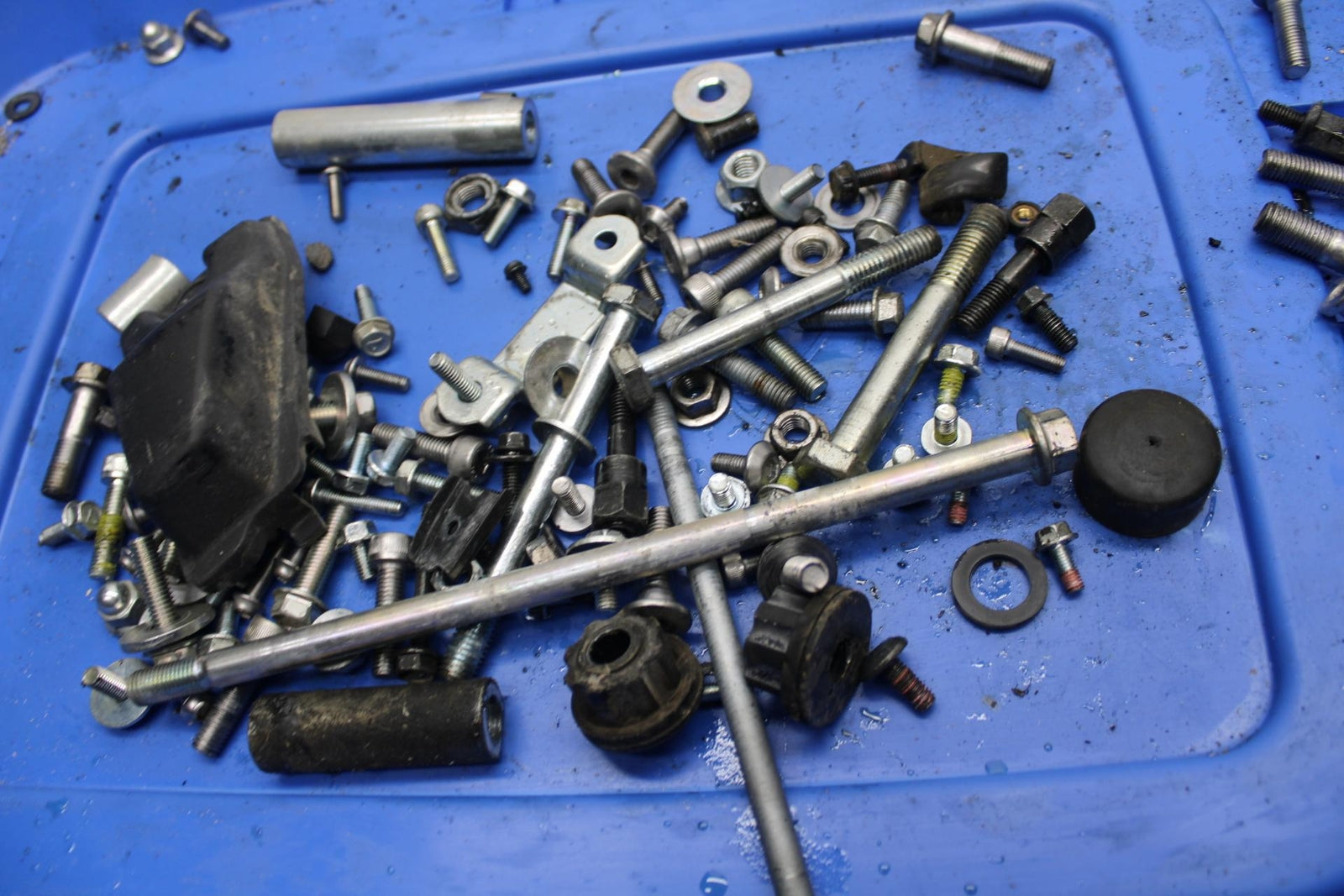 11-14 KAWASAKI VERSYS 650 LE 650C ENGINE MOUNTING BOLTS HARDWARE SCREWS BB498