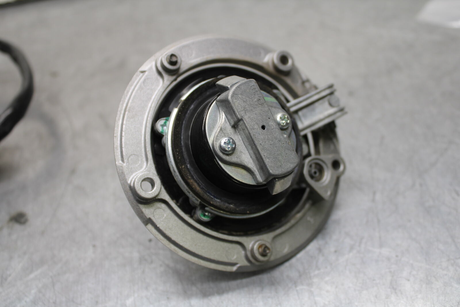 16-17 KAWASAKI VULCAN S 650 IGNITION LOCK KEY SET W/ GAS CAP AND SEAT LOCK BB731