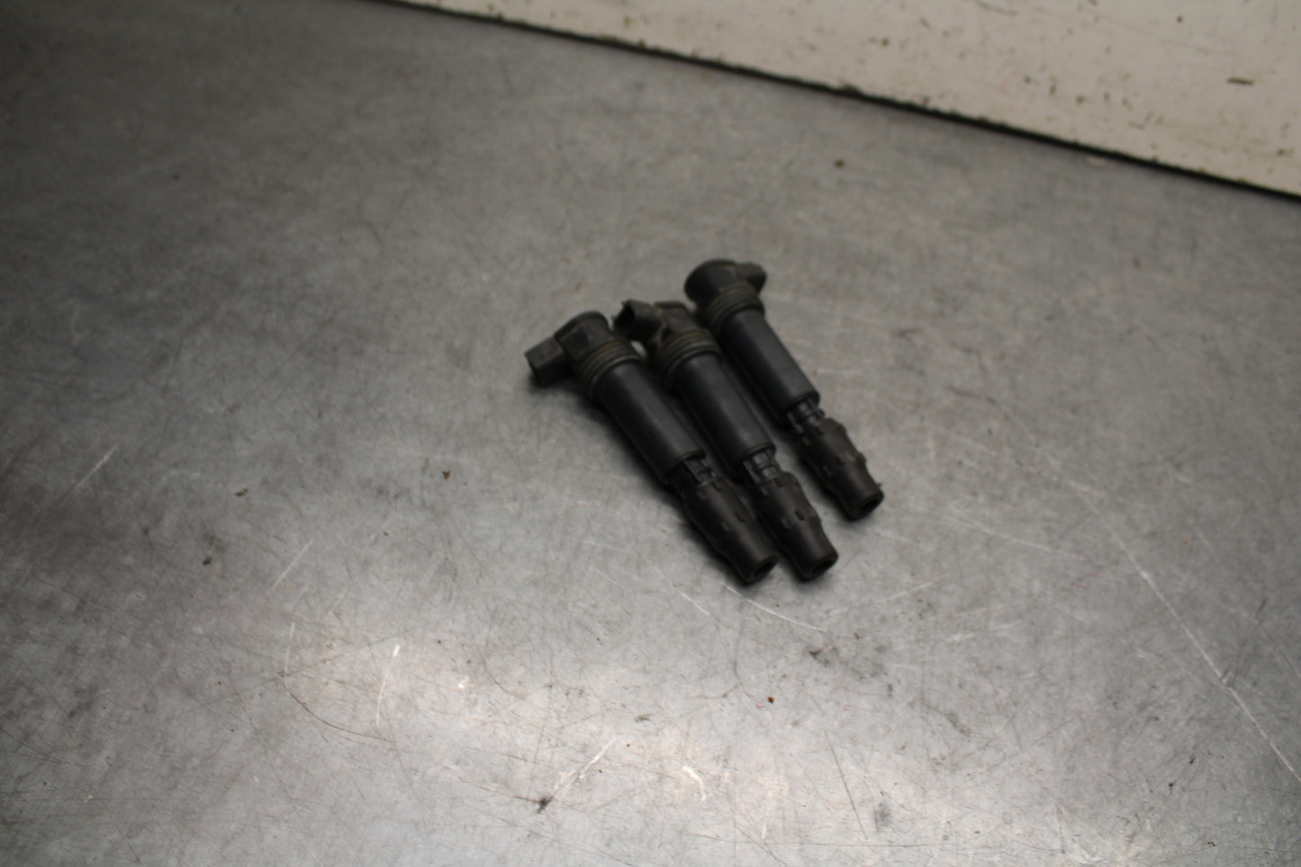09-11 TRIUMPH DAYTONA 675 IGNITION COILS COIL SPARK PLUG CAPS BB652