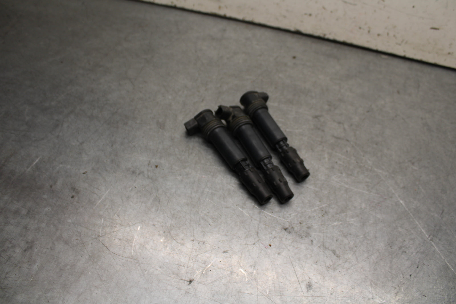 09-11 TRIUMPH DAYTONA 675 IGNITION COILS COIL SPARK PLUG CAPS BB652