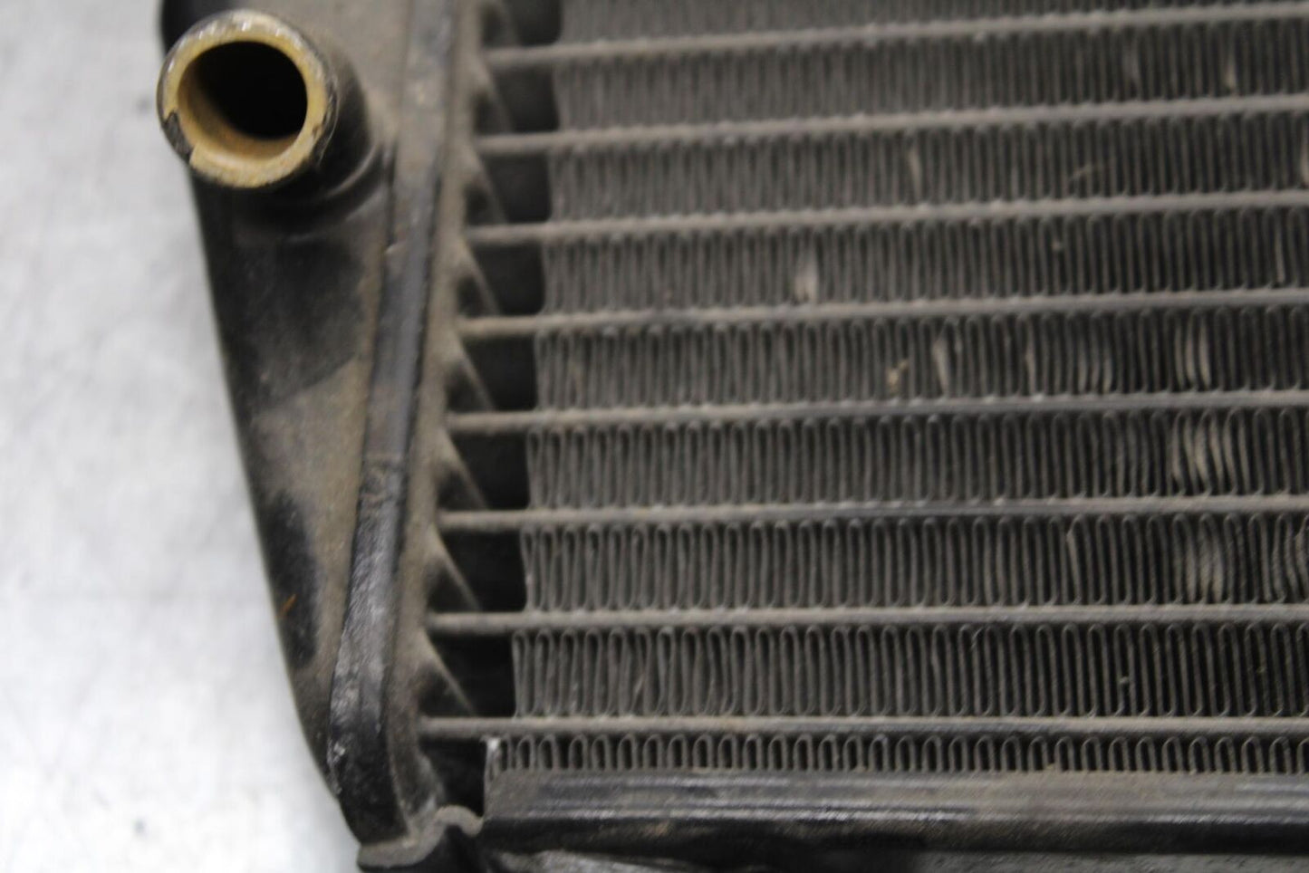 2007 Yamaha YZF R6S ENGINE RADIATOR MOTOR COOLER COOLING RADIATER BB594