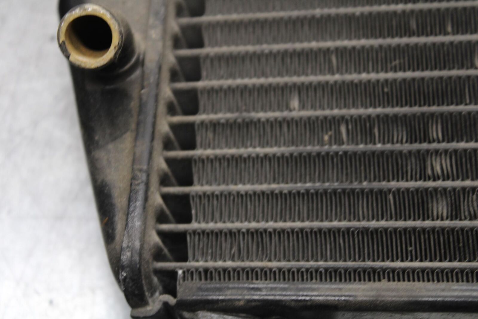 2007 Yamaha YZF R6S ENGINE RADIATOR MOTOR COOLER COOLING RADIATER BB594