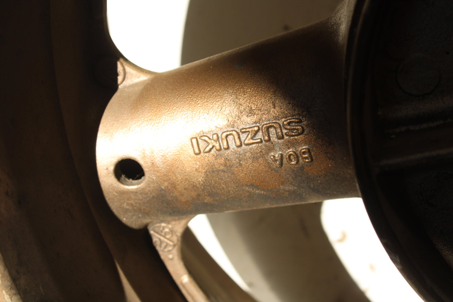 98-03 SUZUKI TL1000R REAR WHEEL BACK RIM BB267