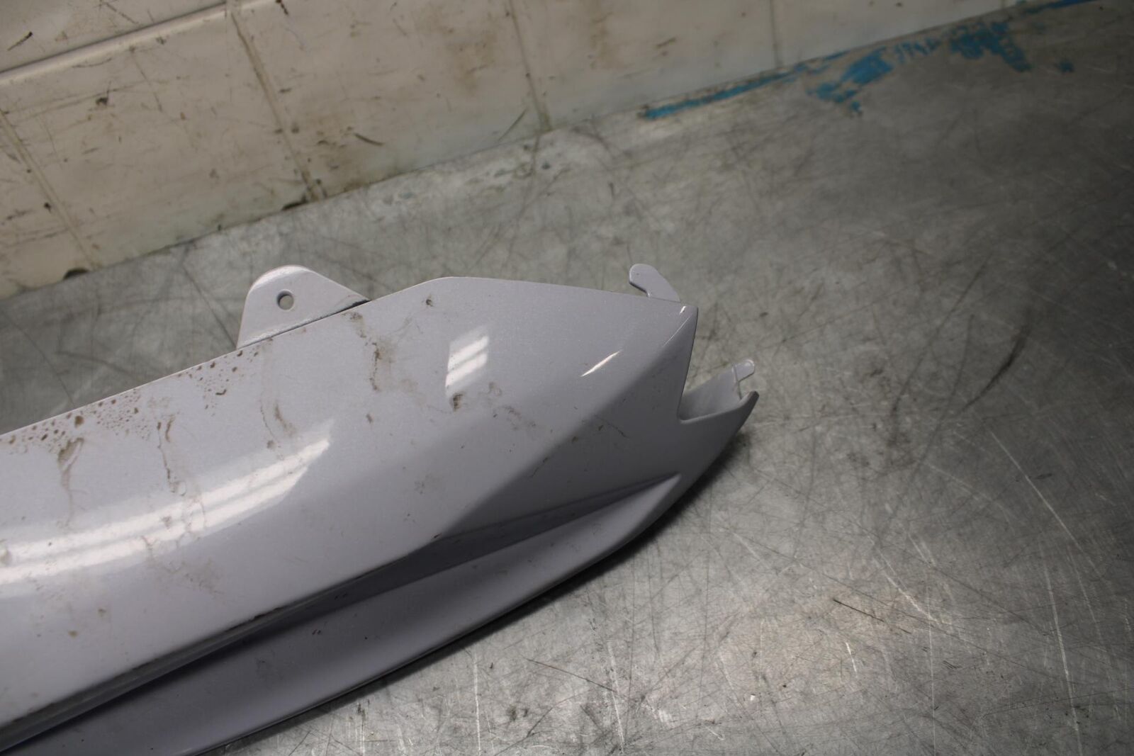 12-17 KAWASAKI NINJA 650 RIGHT REAR BACK TAIL FAIRING COWL SHROUD BB470