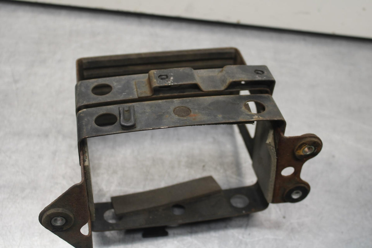 80-83 SUZUKI GS750E BATTERY BOX TRAY BB82