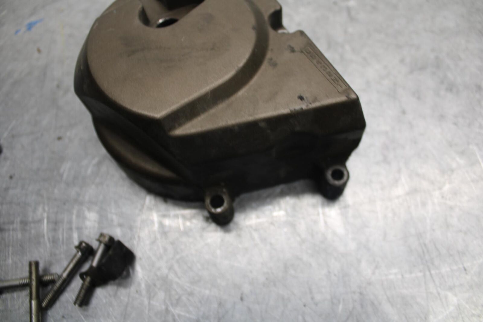 2004 Kawasaki Ninja ZX6RR ZX600M ENGINE SPROCKET COVER BB43