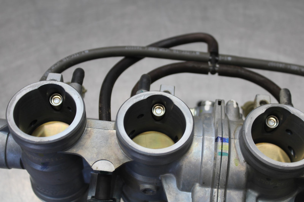 23-26 KAWASAKI NINJA ZX4RR MAIN FUEL INJECTORS / THROTTLE BODIES BB898