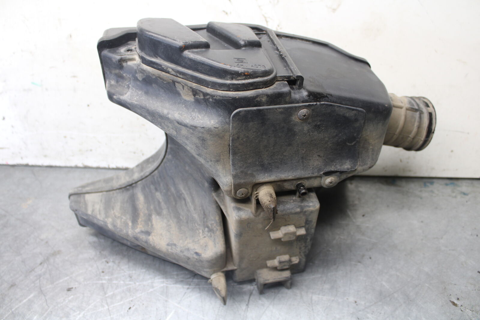 08-18 KAWASAKI KLR650 AIRBOX AIR INTAKE FILTER BOX BB707