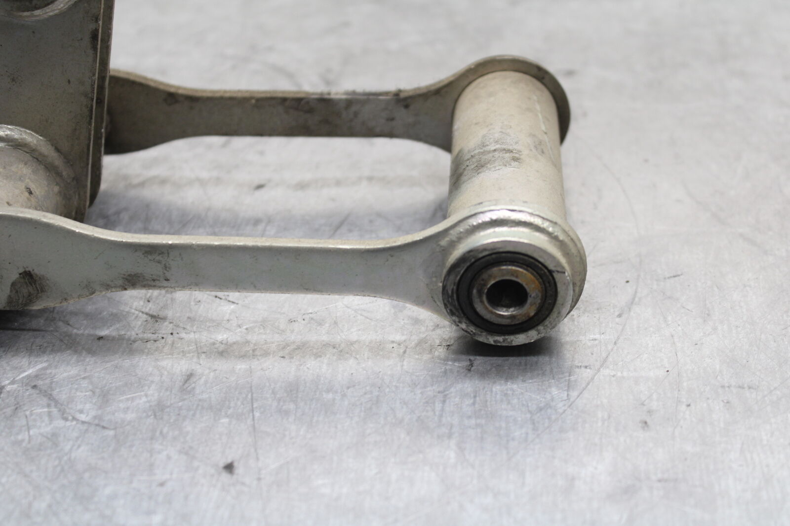 15-16 HONDA CB300F REAR DOGBONE SHOCK LINKAGE LINK BB740