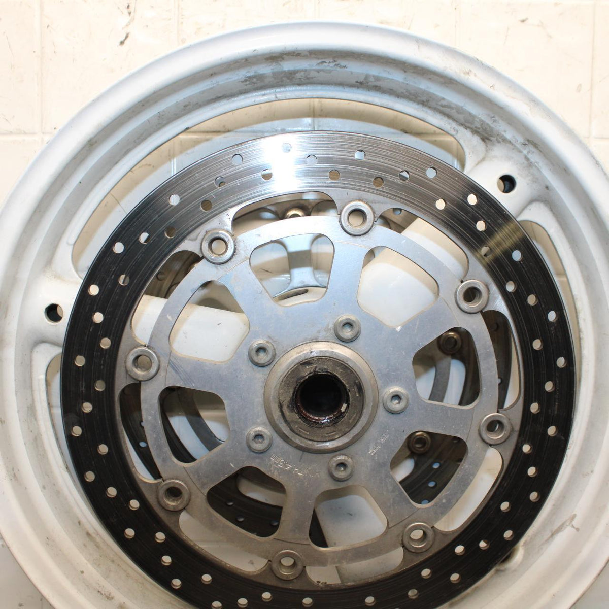1999 Suzuki GSXR600 FRONT WHEEL AND LEFT RIGHT BRAKE ROTORS DISCS BB580