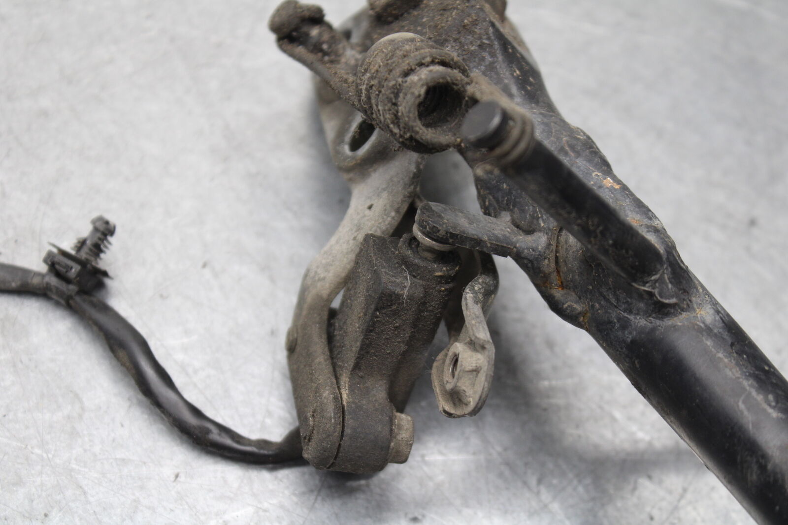 05-06 SUZUKI GSXR1000 KICKSTAND SIDE KICK STAND 42310-40F20 BB663