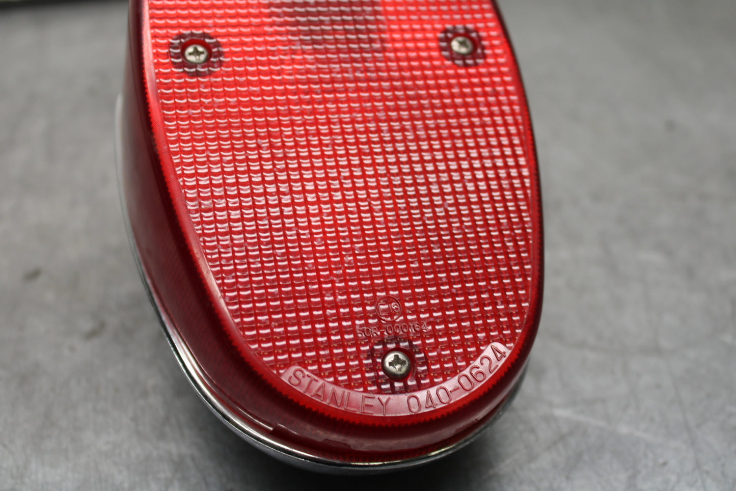 99-00 YAMAHA V STAR 1100 TAILLIGHT REAR TAIL BRAKE LIGHT BB711