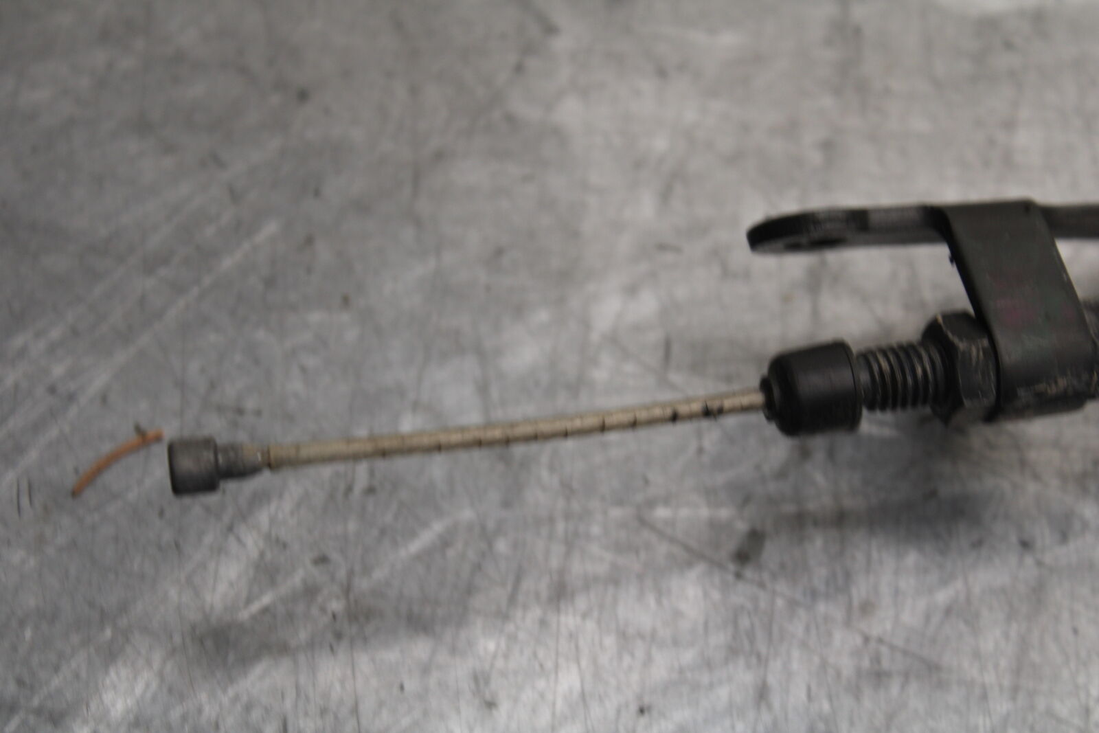 04-06 YAMAHA YZF R1 CLUTCH CABLE LINE 5VY-26335-01-00 BB659
