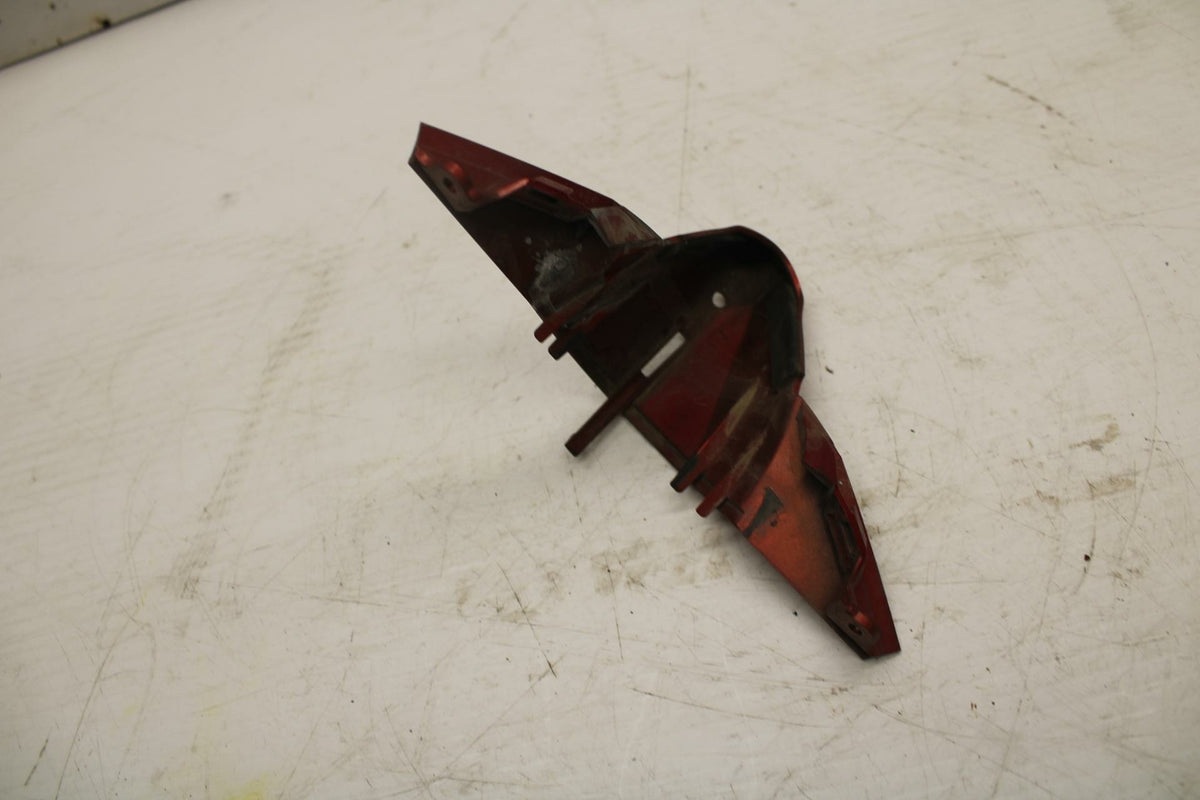 07 YAMAHA YZF R6 2c0 REAR  BRAKE LIGHT TRIM  BB284