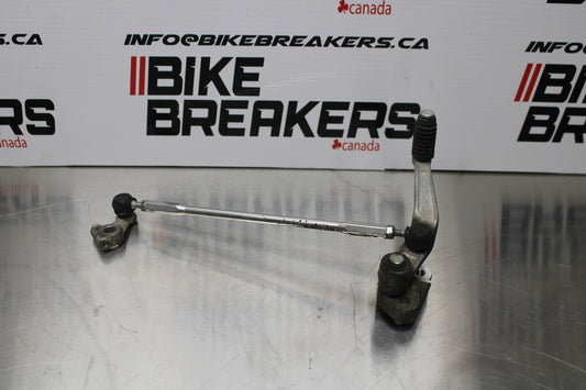 11 SUZUKI GSXR1000 SHIFTER LINKAGE SHIFT LINK PEDAL BB142