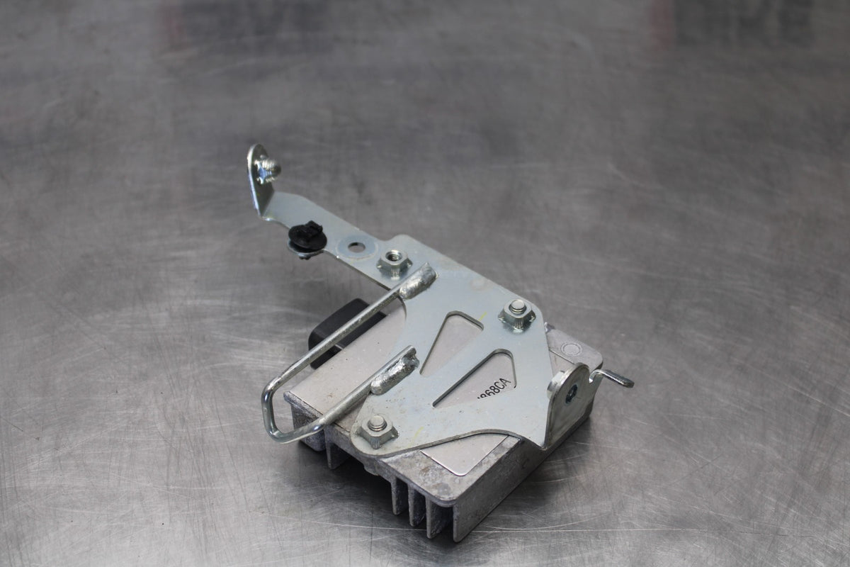 24-25 KAWASAKI ELIMINATOR 450 RECTIFIER VOLTAGE REGULATOR BB869
