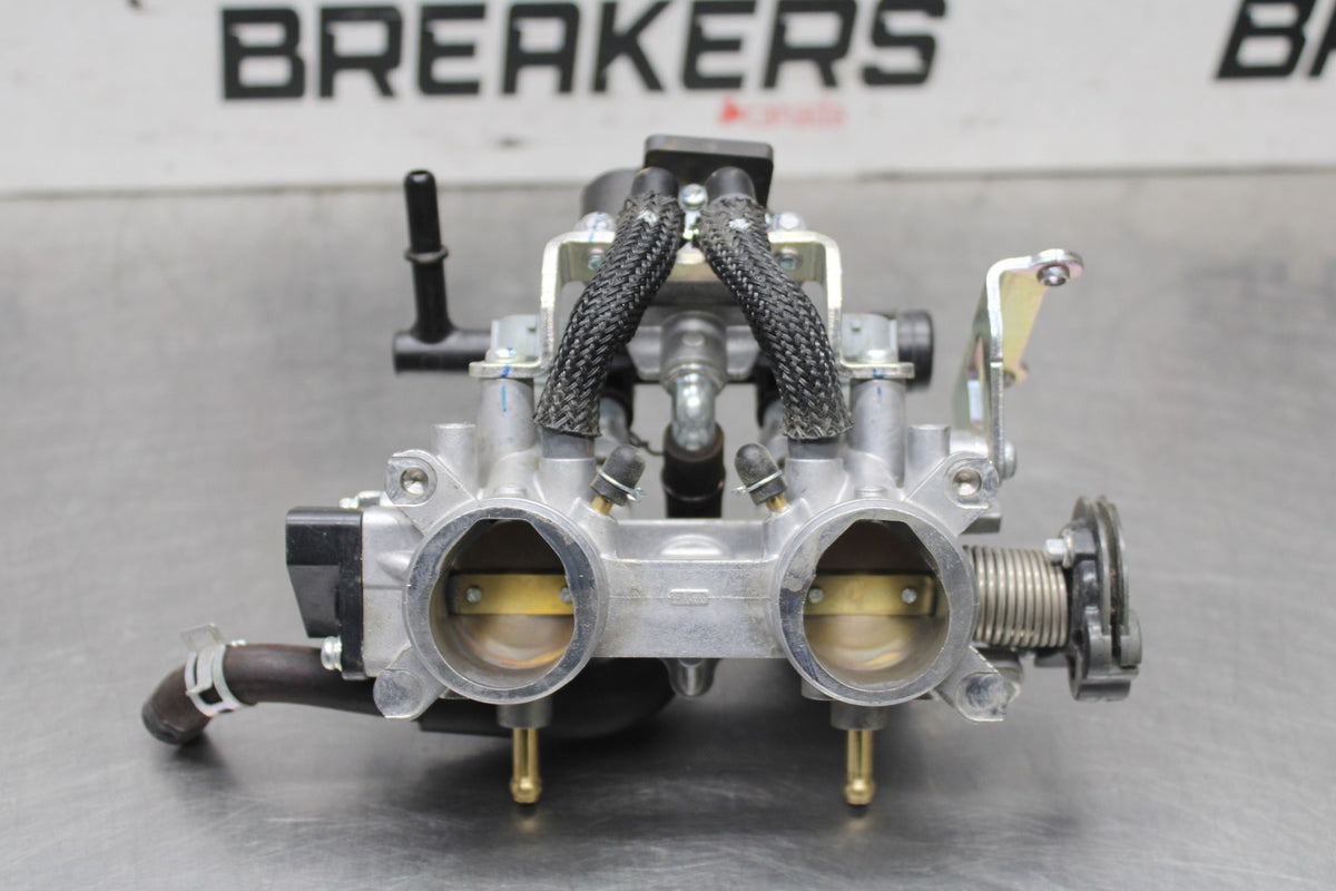19-24 YAMAHA R3 MAIN FUEL INJECTORS / THROTTLE BODIES BB942