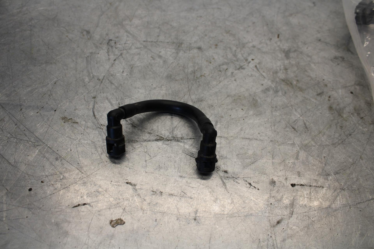 09-16 SUZUKI GSXR1000 FUEL HOSE GAS LINE TUBE PIPE BB439