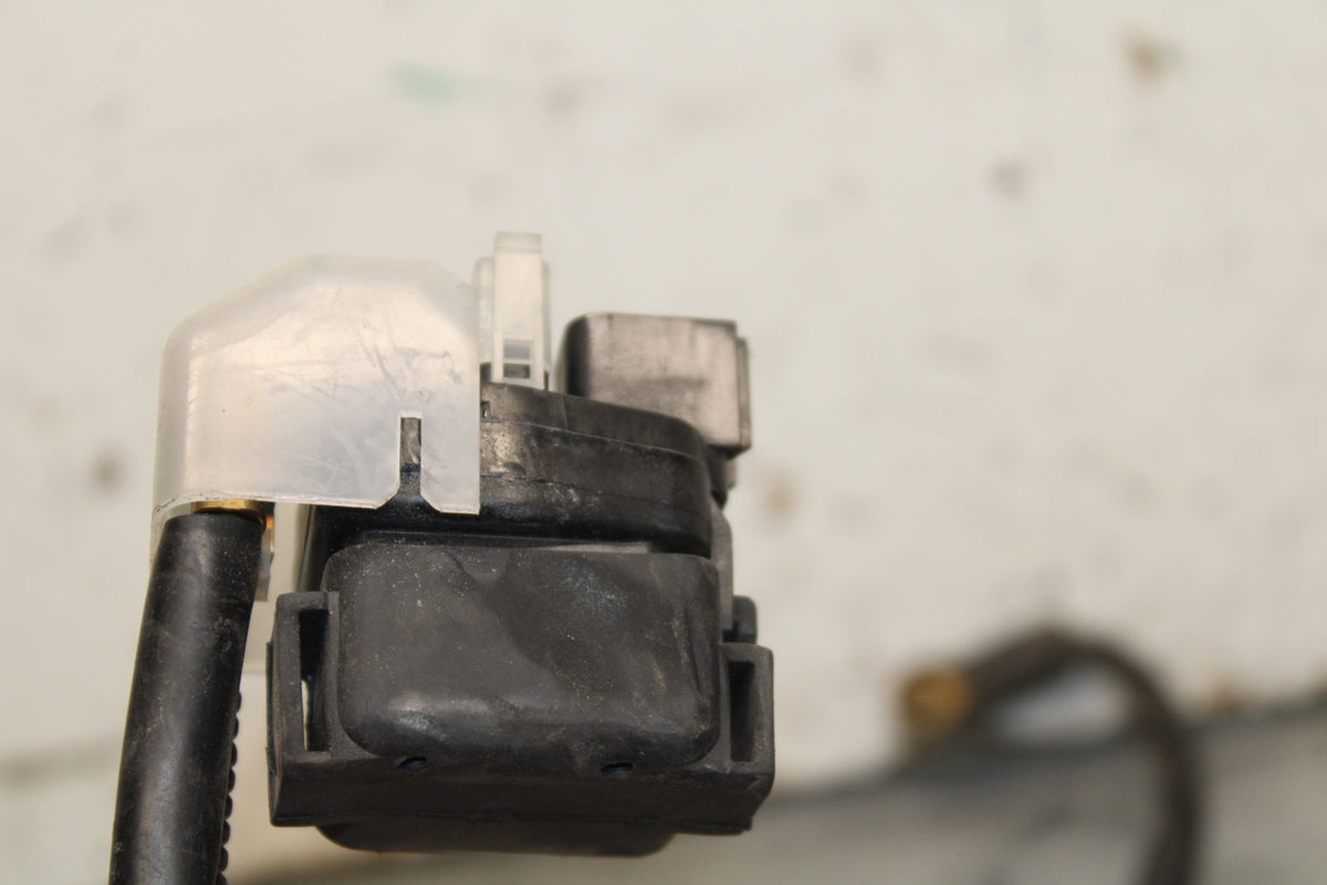 08-09 SUZUKI GSXR600 ENGINE STARTER RELAY STARTING MOTOR SWITCH BB728