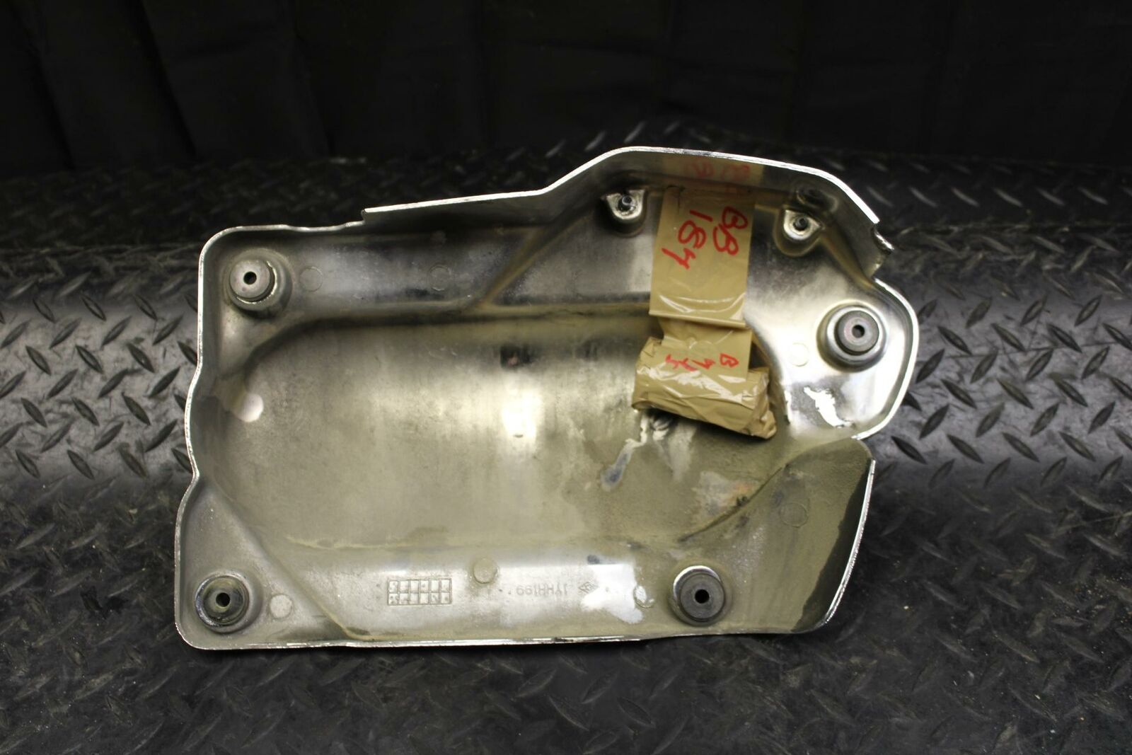 06-09 YAMAHA V STAR 1100 ENGINE SPROCKET COVER BB184